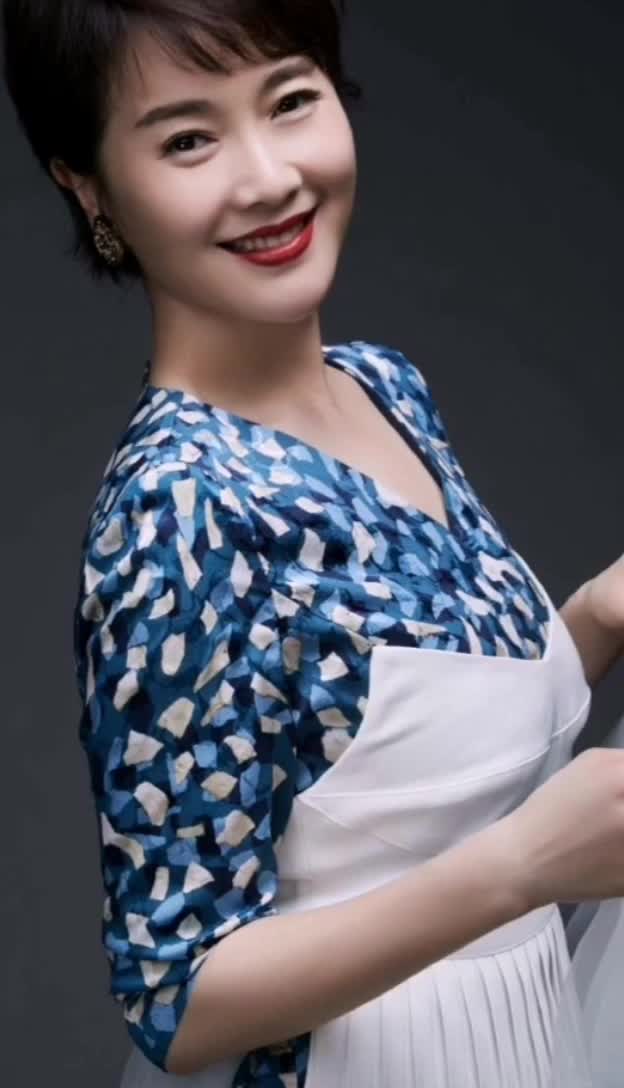 左小青1977年出生于湖南省长沙市中国内地女演员