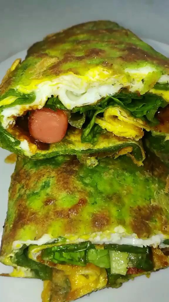 菠菜鸡蛋灌饼制作简单易学鸡蛋灌进饼里才叫真正的鸡蛋灌饼关注全民小