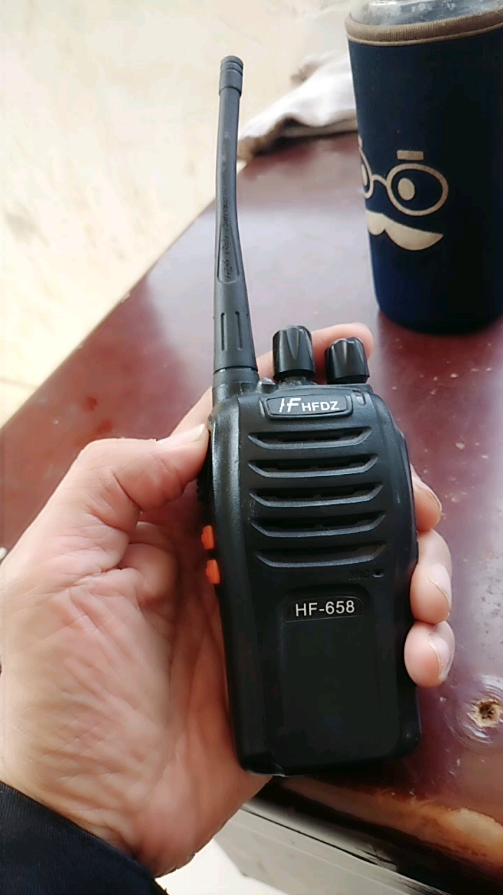 你学会了吗这样使用对讲机