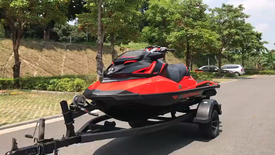 汽车#17庞巴迪rxp300摩托艇接近新艇状态300匹涡轮增压动力