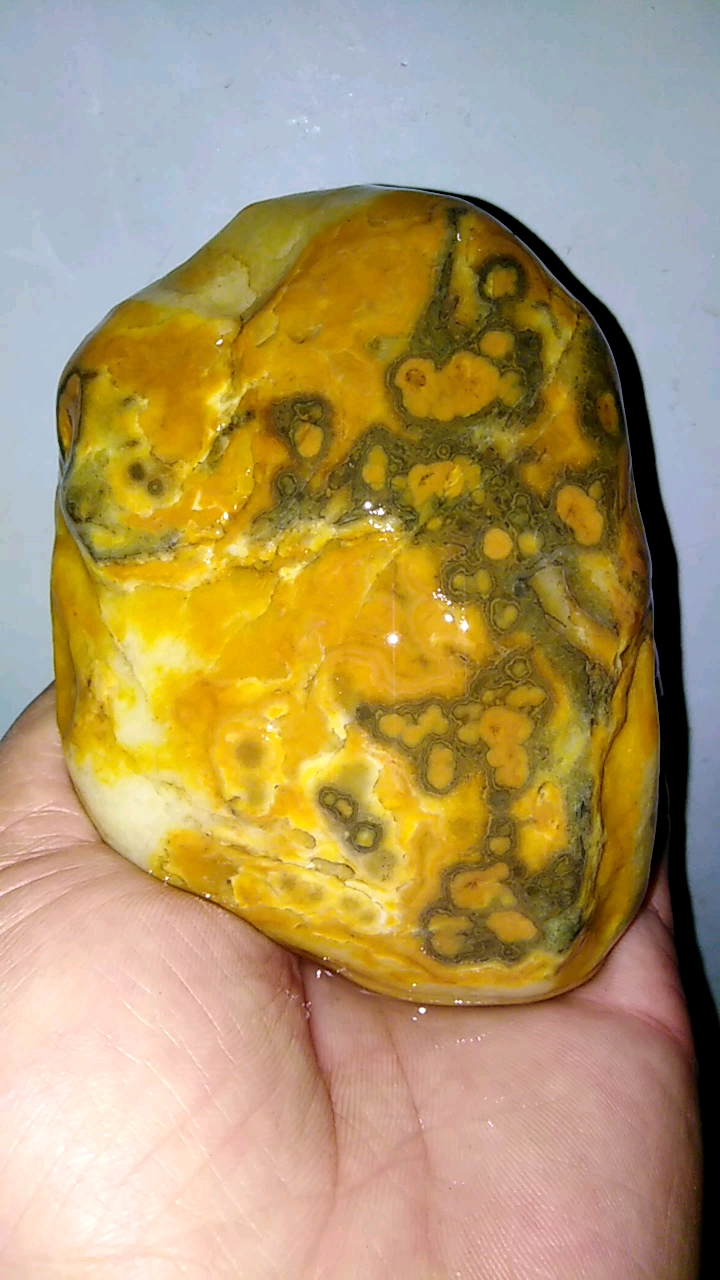 石头上的故事#漂亮汉江小火爆石,好看吧?