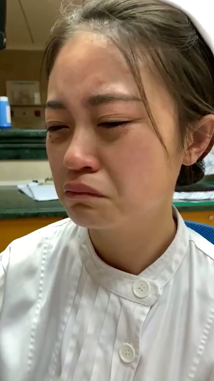 这姑娘白天抢救,晚上抢救,眼妆哭花了#护士护士懂护士