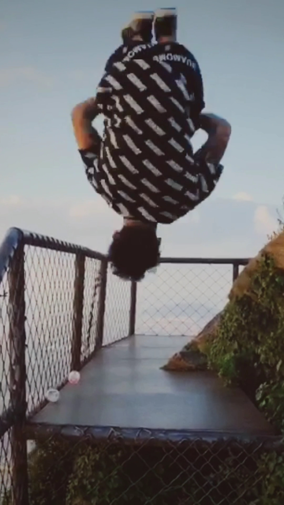 危险动作请勿模仿