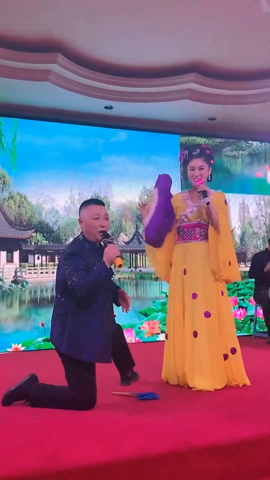 娱乐#东北二人转十唱裙钗女,从小就爱听这段,句句都是精华