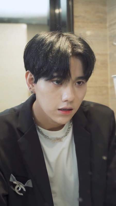 扫码下载度小视 发个视频 让别人知道 志鸿白马小志 28.