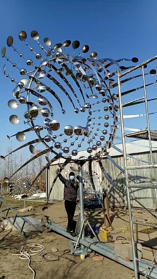 大型风动雕塑装置艺术