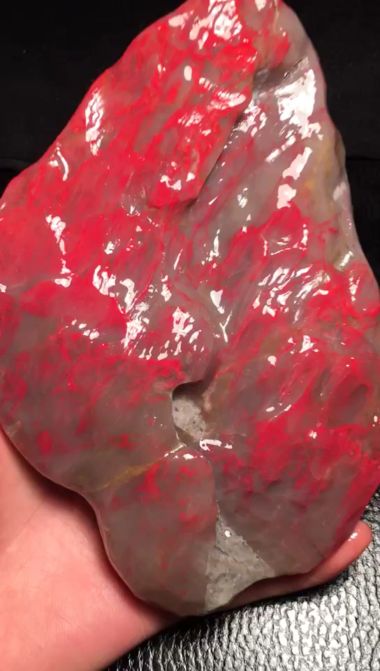 昌化鸡血石原石