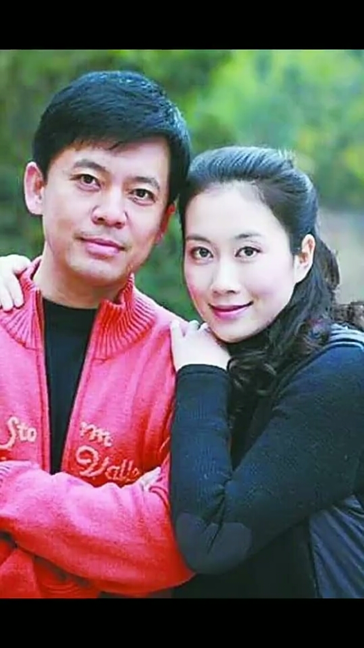 演员隋俊波的丈夫图片