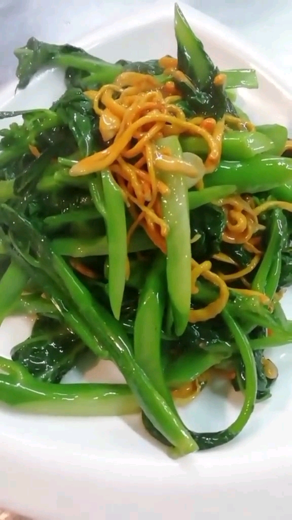 芥兰苗虫草花营养丰富值得拥有