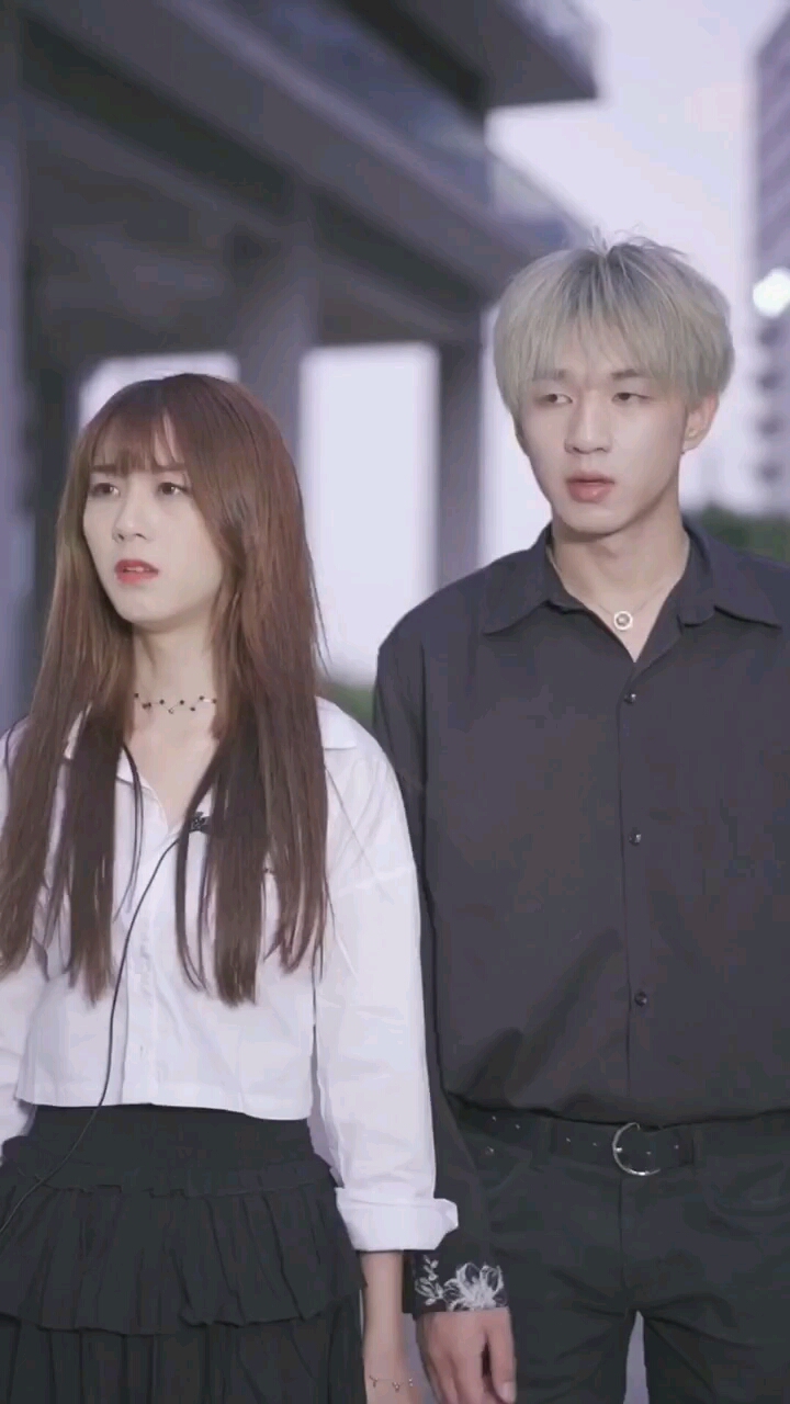 爱官方爱热门 @梓幸 ac.(o