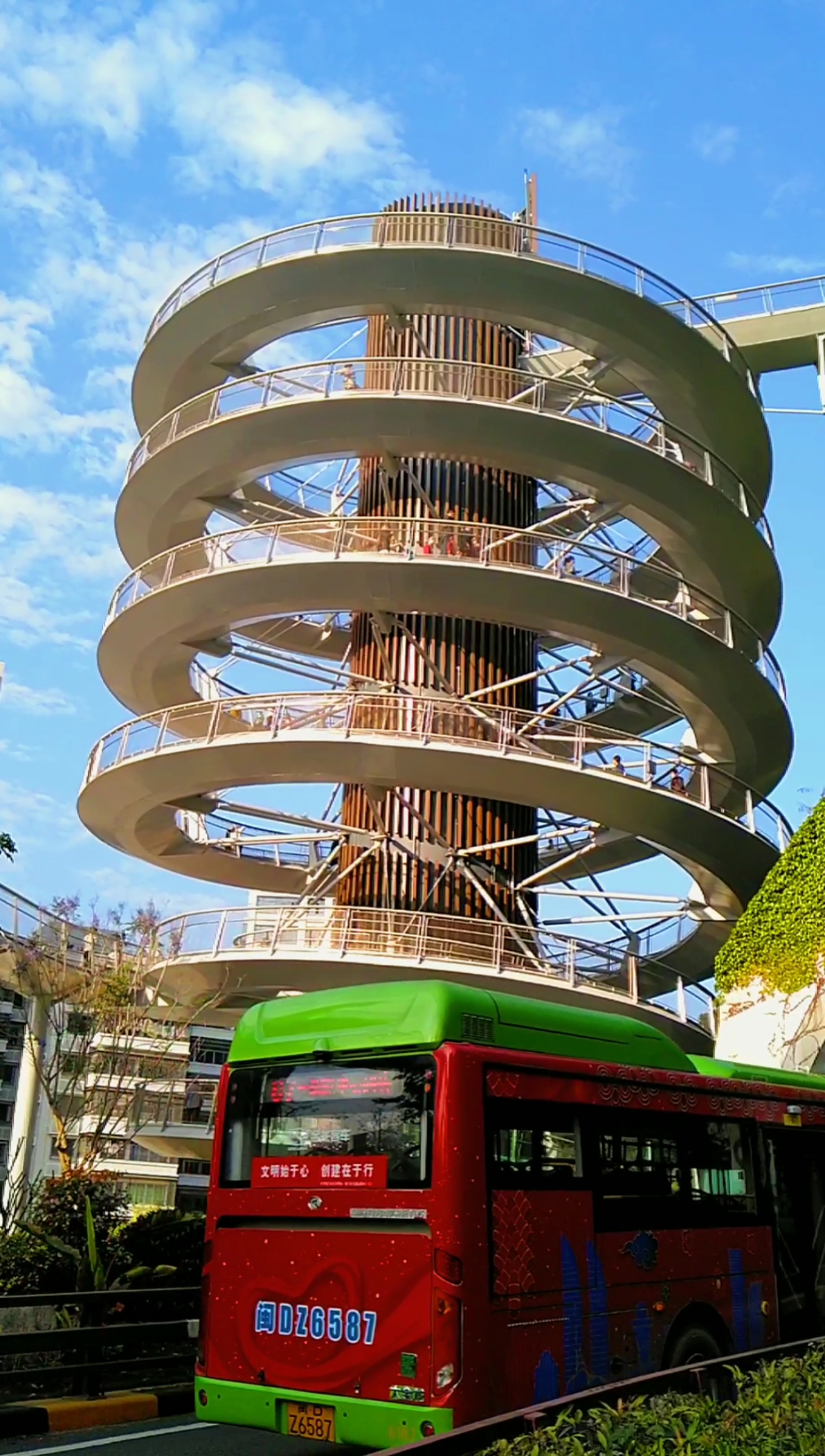 夏日旅行目的地#全国首条世界最长的健康步道,全长23km,厦门网红打卡