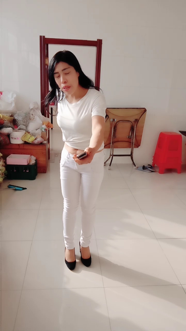 败家的娘们儿还有人要吗?