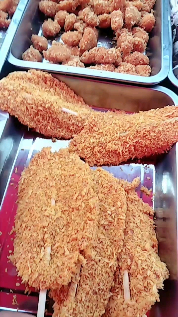 手工鸡排,香酥可口,美味好吃,咬上一口满满的都是肉