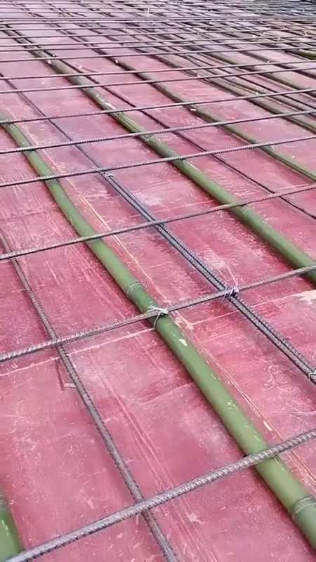 老家盖房子,今天回家看呆了,一根钢筋一根竹子这是什么操作