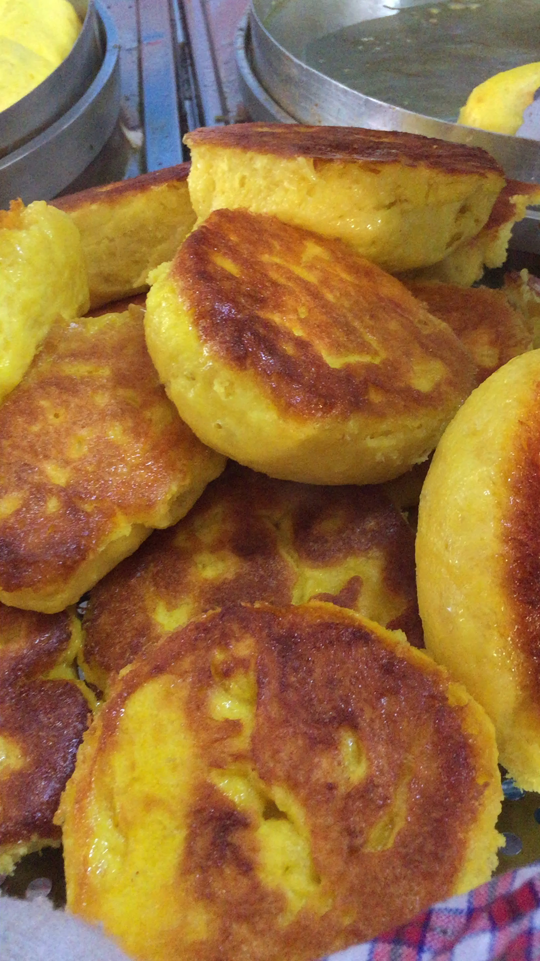 四合面大饼子出锅