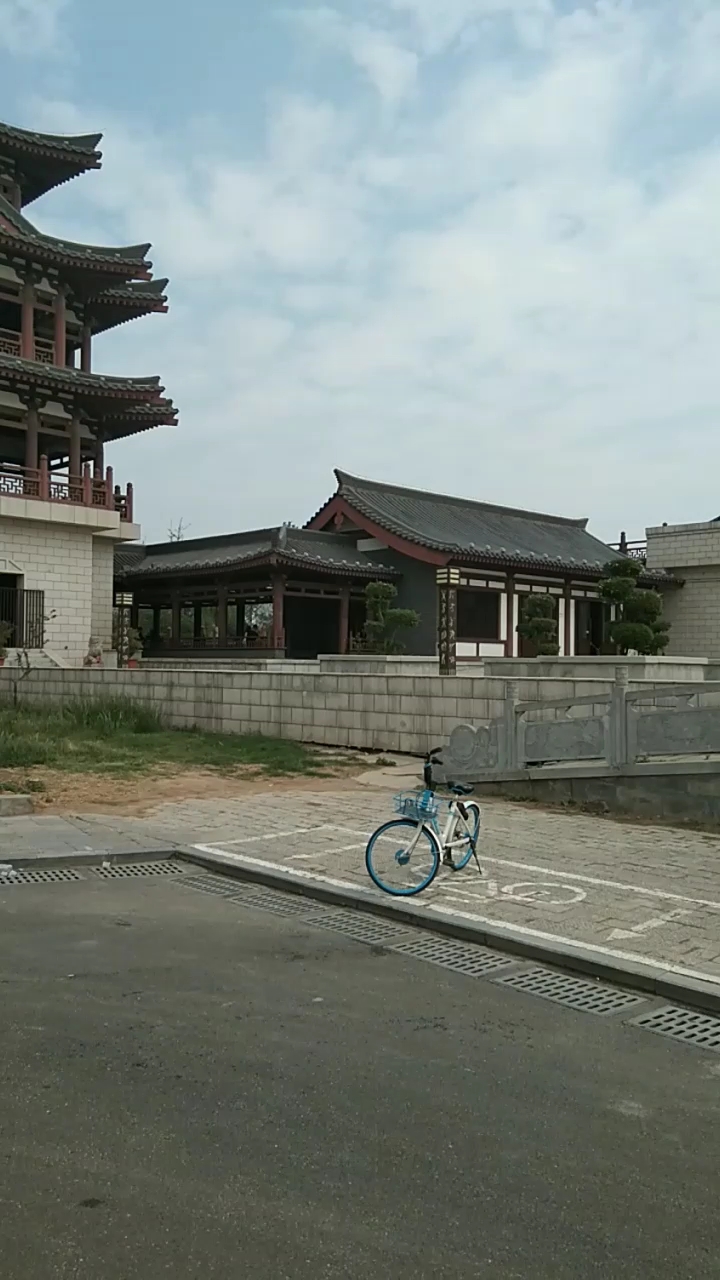 大美洛阳之龙门古玩城