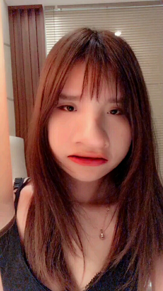 美女你能不这样吗,吓了我一跳!
