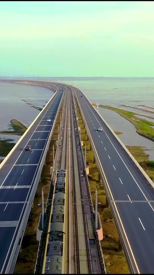 探访南京地铁,宁高线s9石臼湖特大桥,现实版千与千寻海上火车
