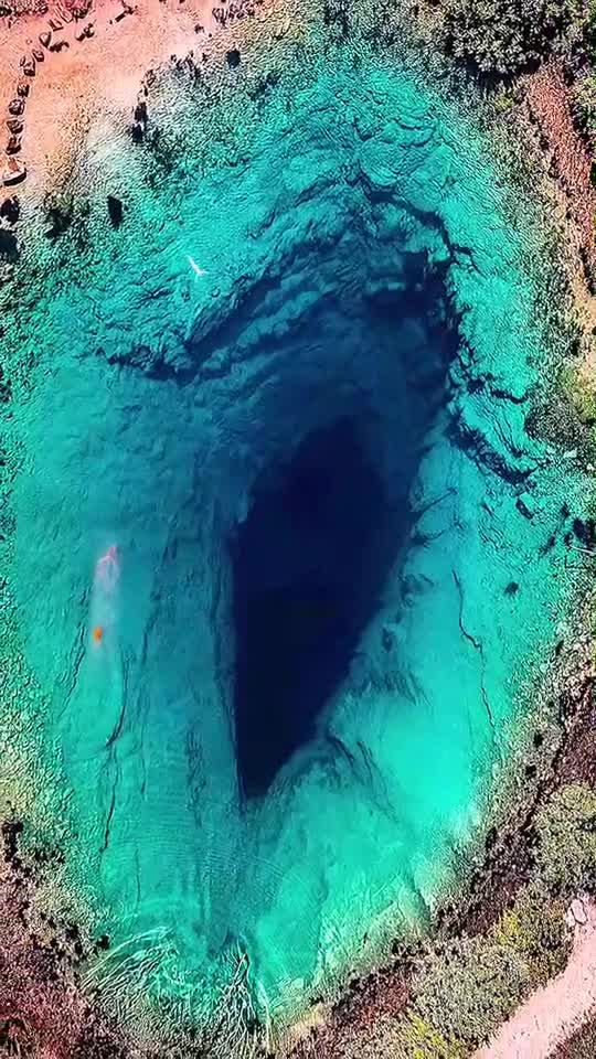 克罗地亚地球之眼在里面洗个澡很舒服