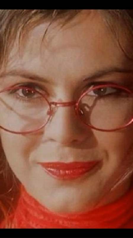 【怪圈影视】激情邮箱2(意大利电影) 一个神秘而又激情的邮箱,一个不