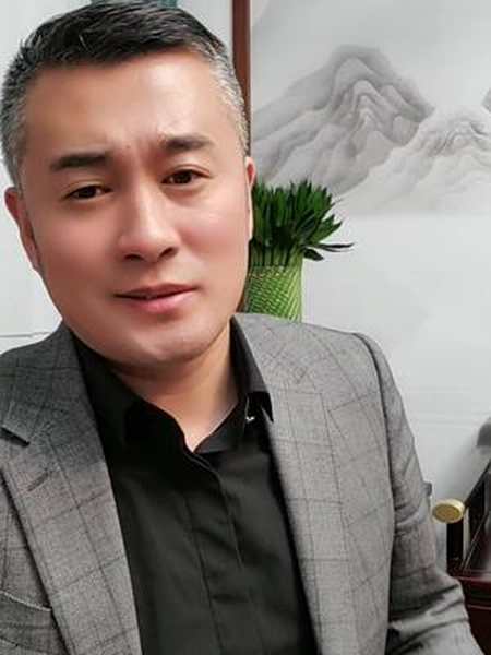 2020-11-08 0举报 聚友周鹏的