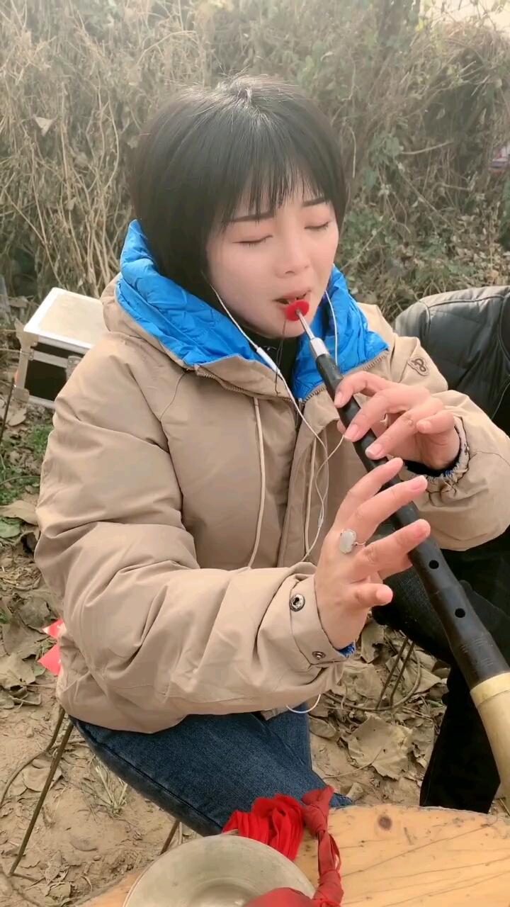 不愧是豫东唢呐界的女高手段莎莎-度小视