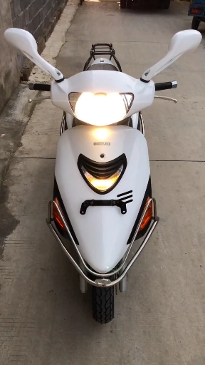 精品125铃木海王星