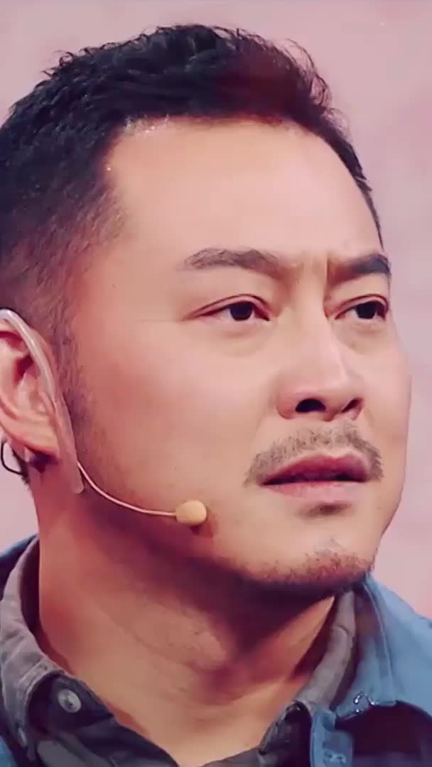 贾玲,沙溢合作小品,两人相亲,沙溢以为来的是魏璎珞,结果却是