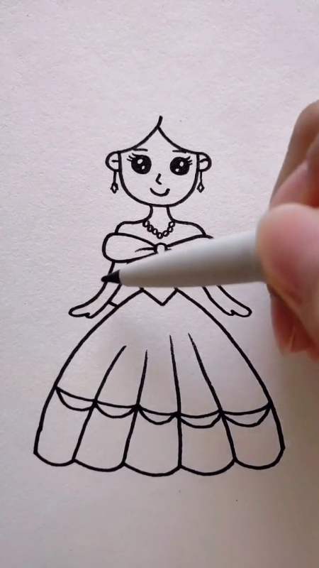 我有一只魔法笔,可以画出好看的小公主