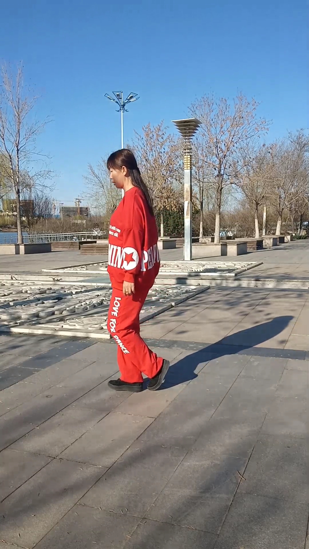 小猫步也叫v字步慢教程