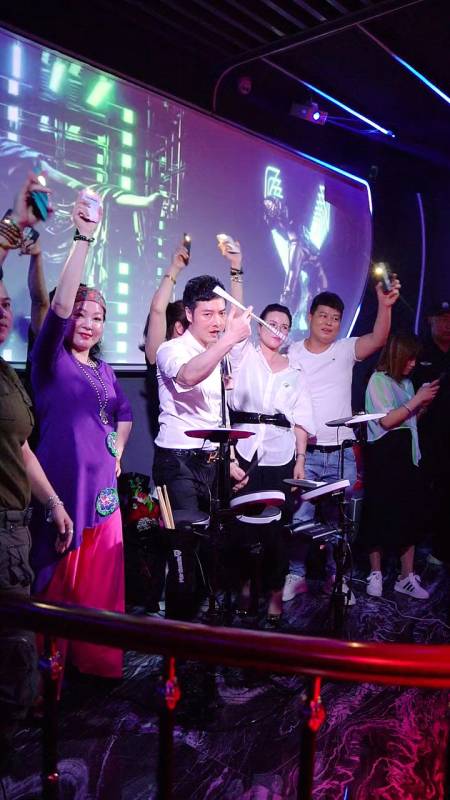 2021-06-110应学明架子鼓3粉丝  关注"小伙子论文有着落了总决赛骑扣