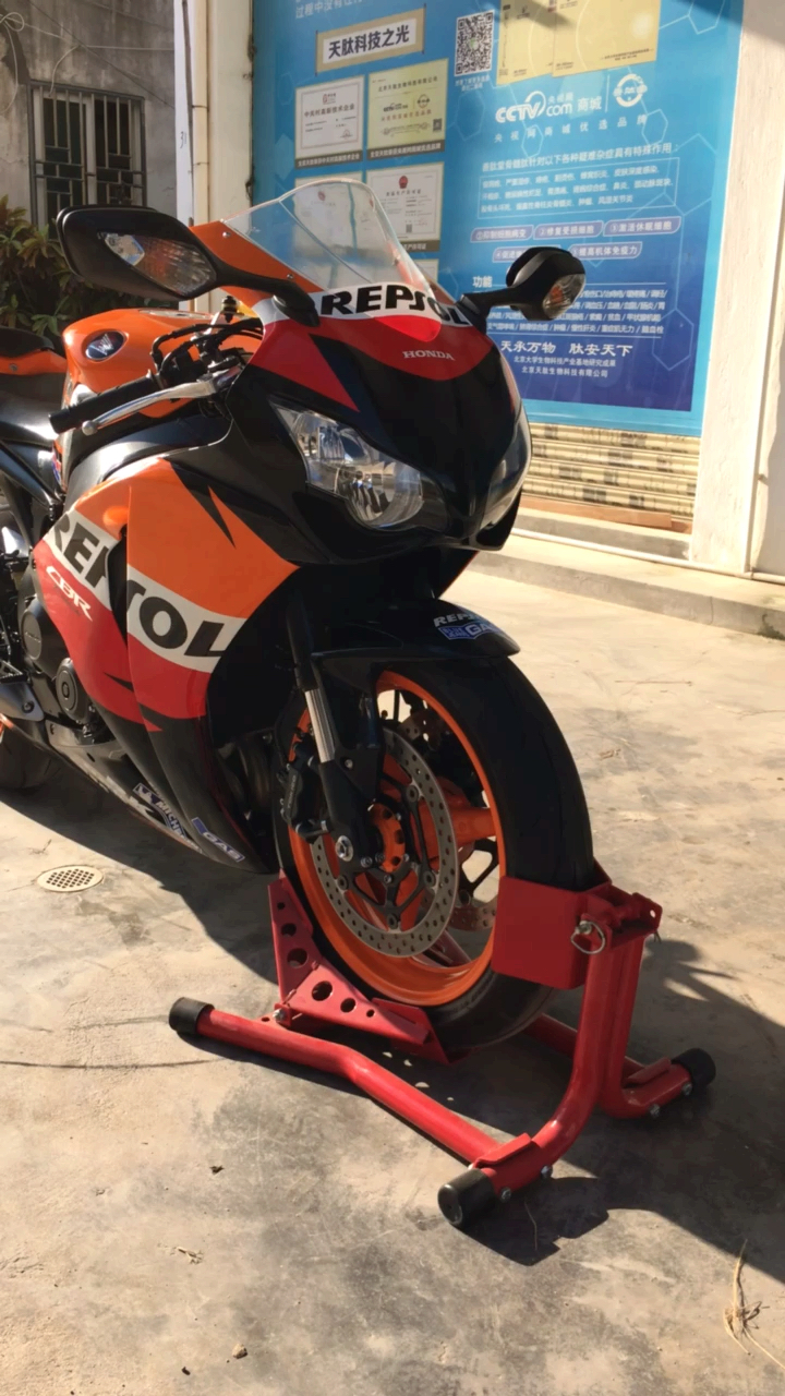 本田热门系列08款cbr1000rr 鹦鹉头