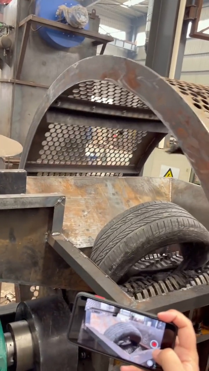 #轮胎撕碎机#轮胎撕碎机,轮胎粉碎机带筛网,节能高产,安全可靠