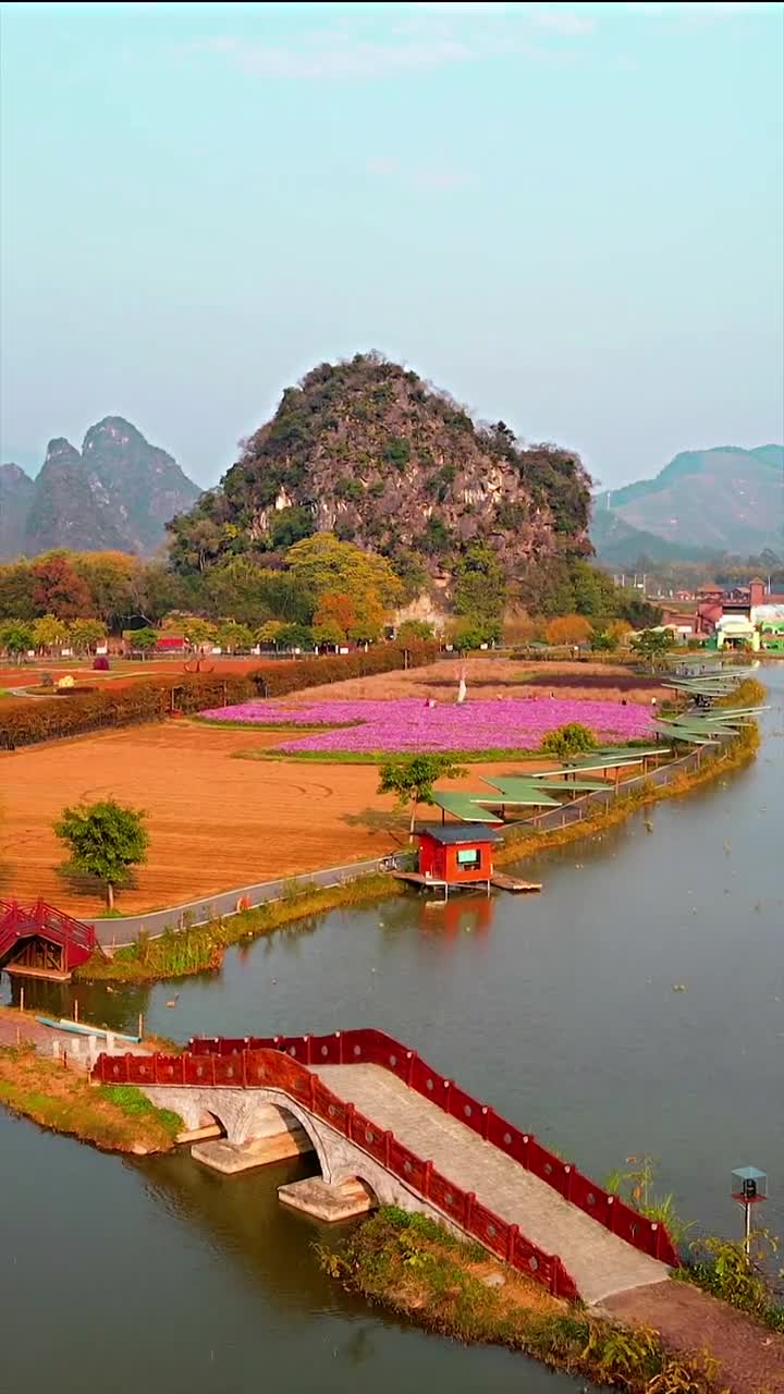 广东英德峰林小镇,广东"小桂林"非常适宜一家人散心,有小火车,热气球