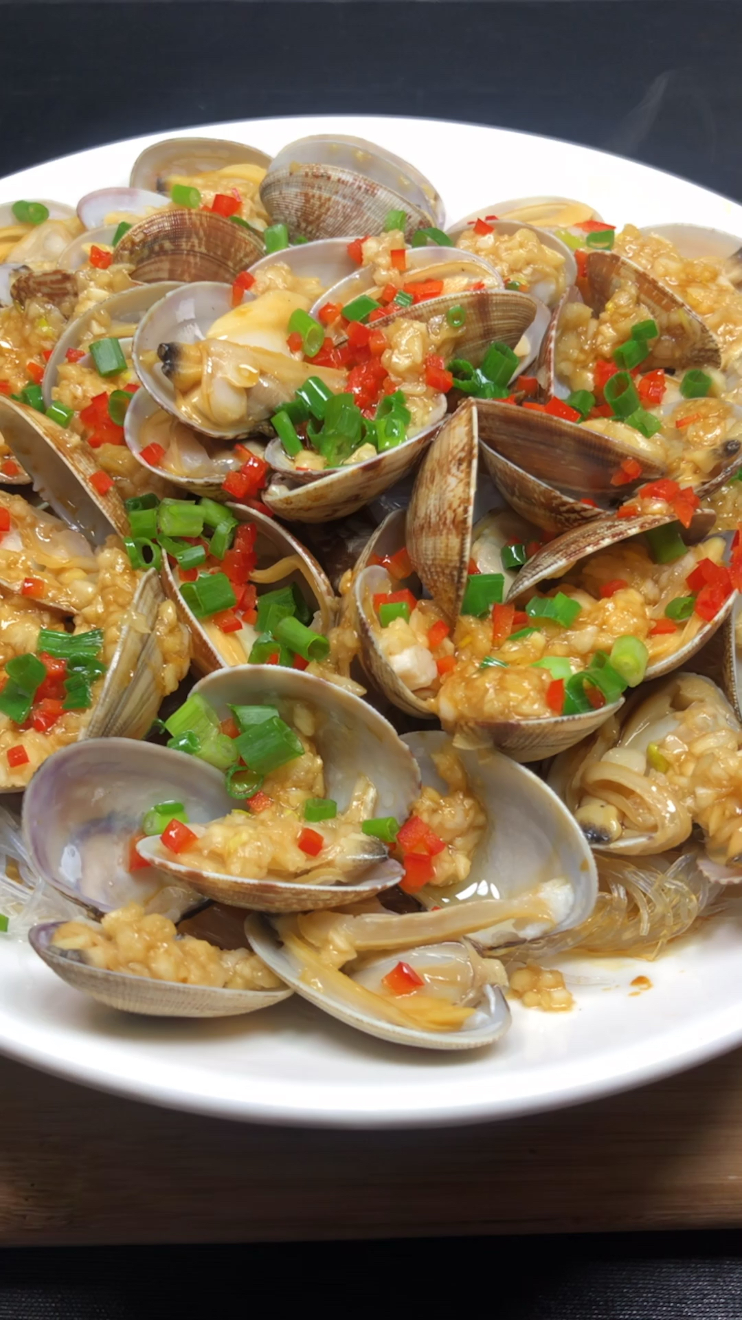 花开富贵送吉祥,蒜蓉粉丝蒸花甲,能为手艺人点赞吗-度小视