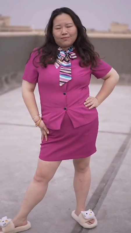 眼神节奏到位 回复 48 tlj1975100223小时前 蒋胖胖减肥后肯定很漂亮