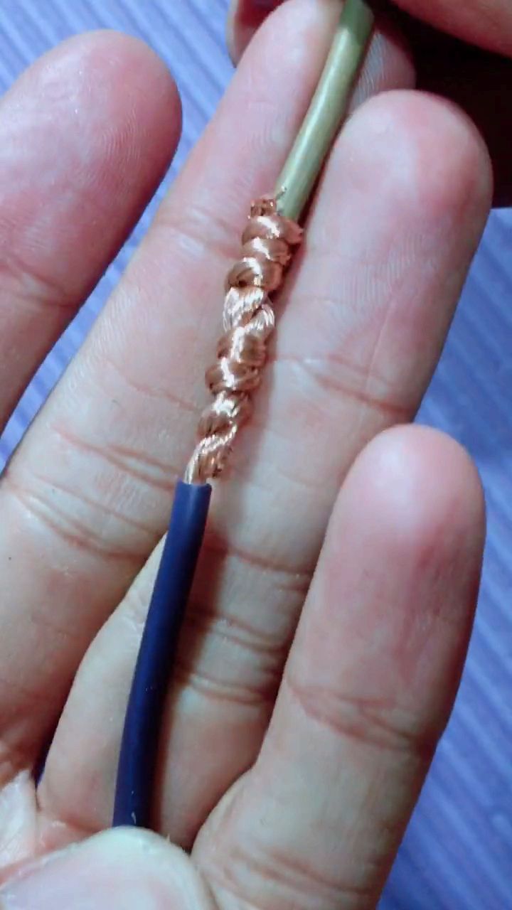 两股软线直线接法