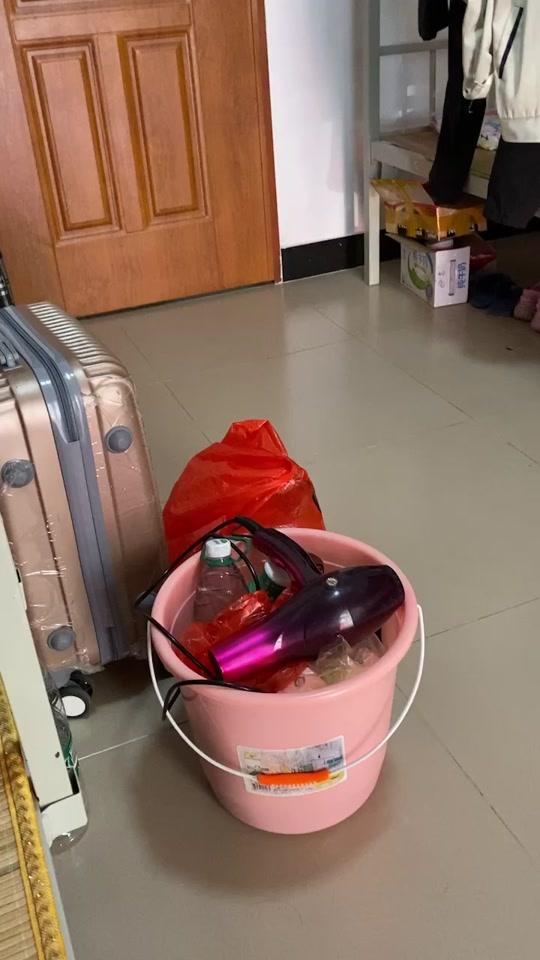 东莞    辞工到期,又是提桶跑路,今年太难了?