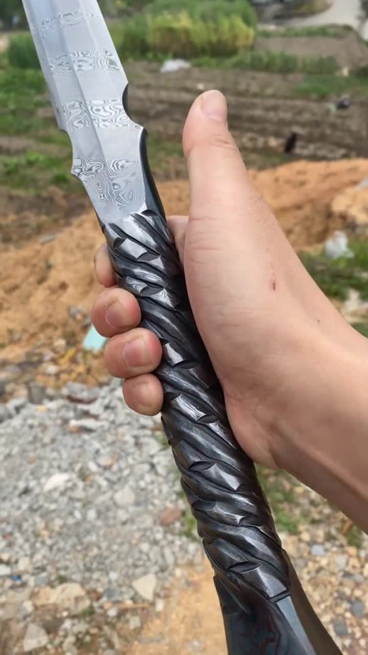 一体锻打旋焊纹,此剑无名,求皮友赐名!