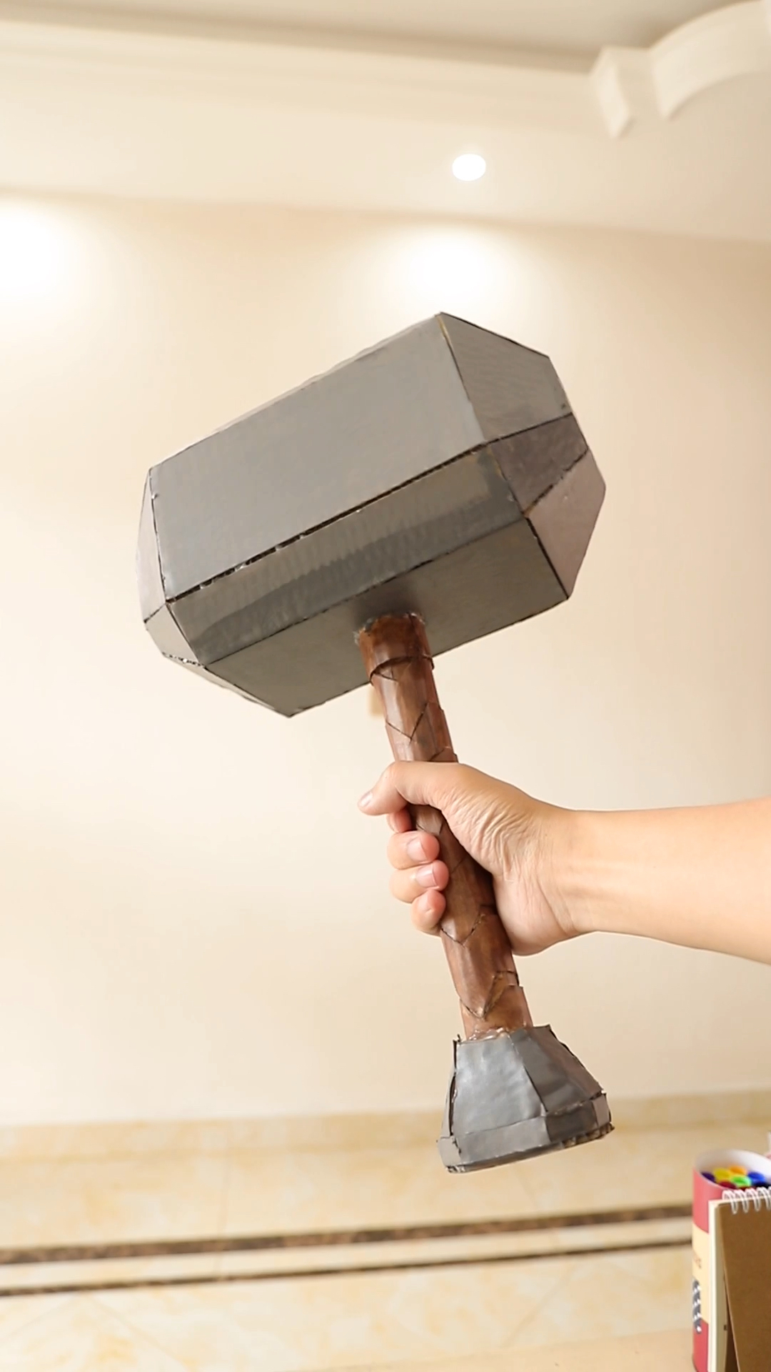 用纸板做的雷神之锤,完工啦!