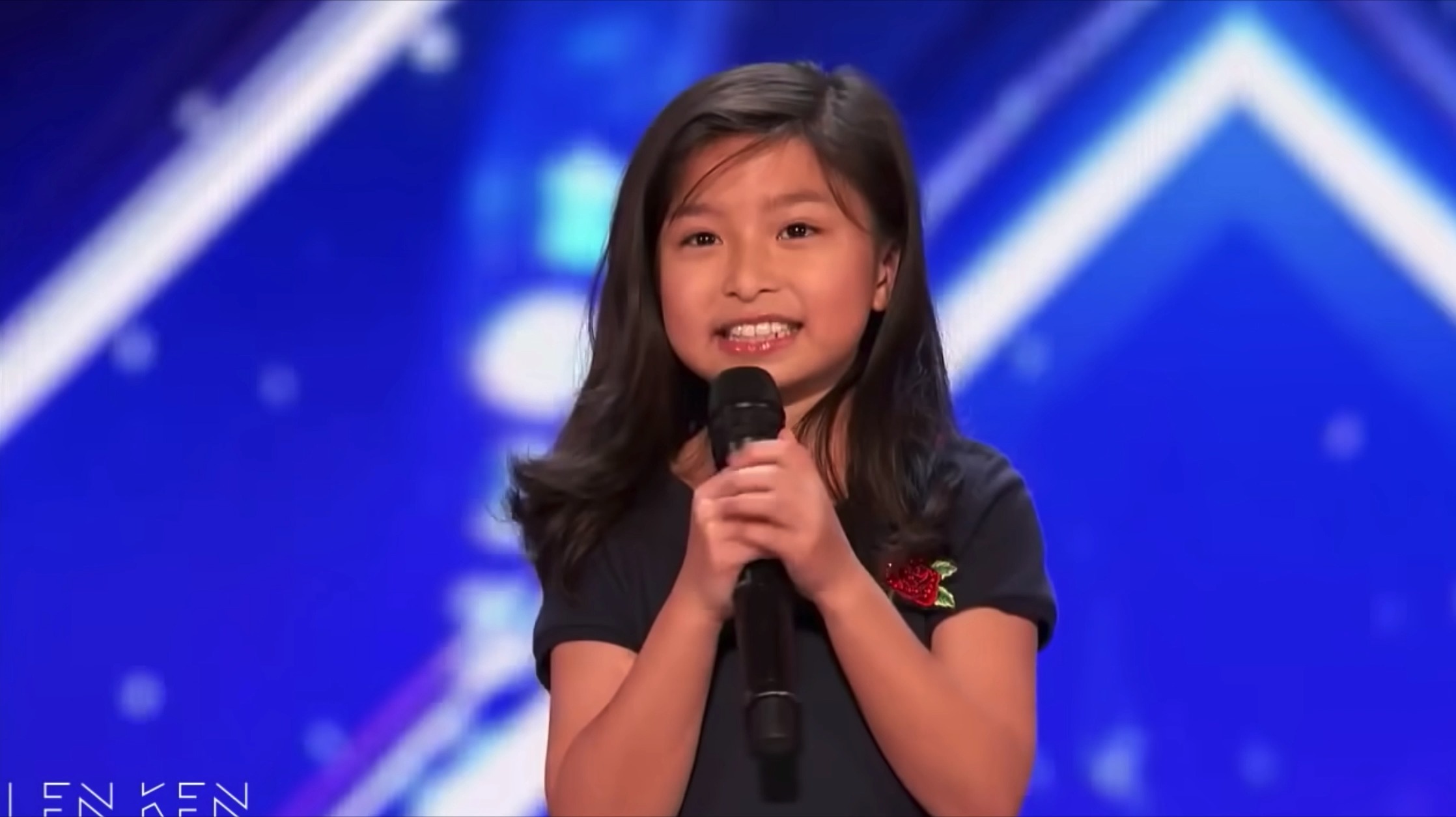9岁华人小女孩歌唱「泰坦尼克号主题曲」