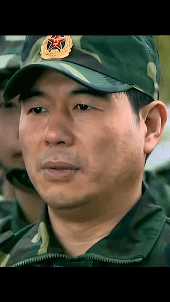 苗连退伍 高中队含泪送行