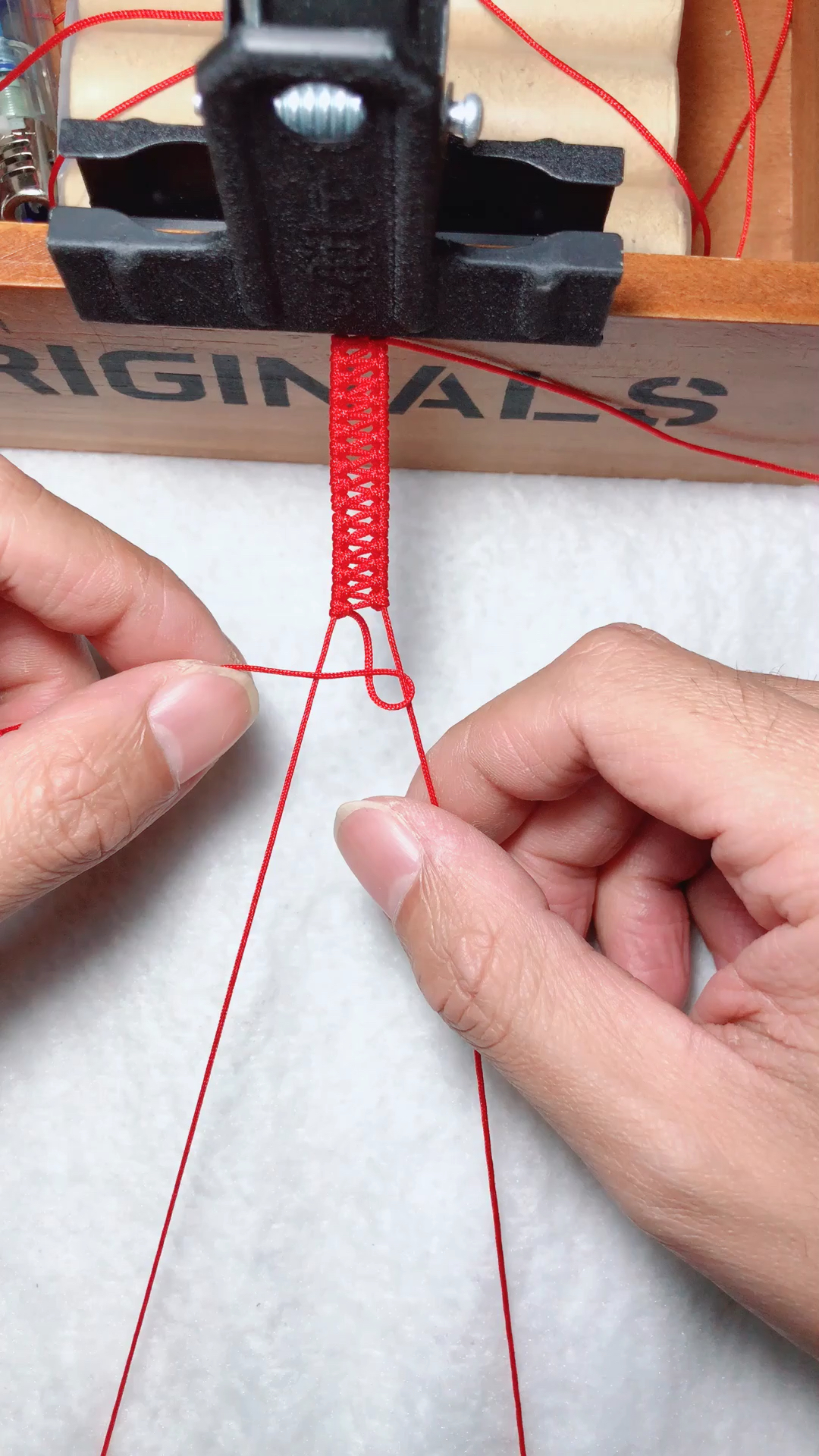 手工编织双排雀头结教程