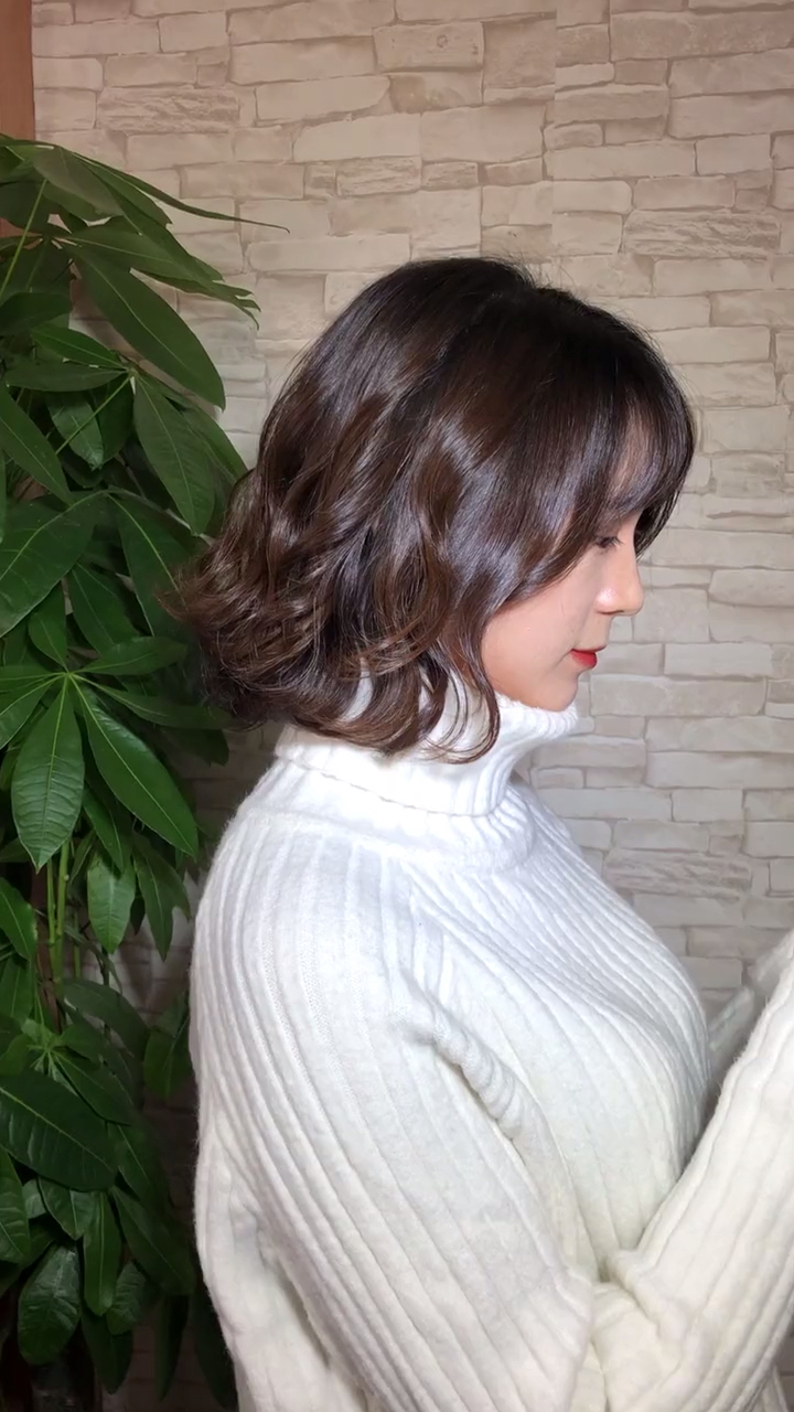 独门绝技咖#一款睡不醒烫发,加上侧颜杀是不是你最喜欢的一款发型呢?