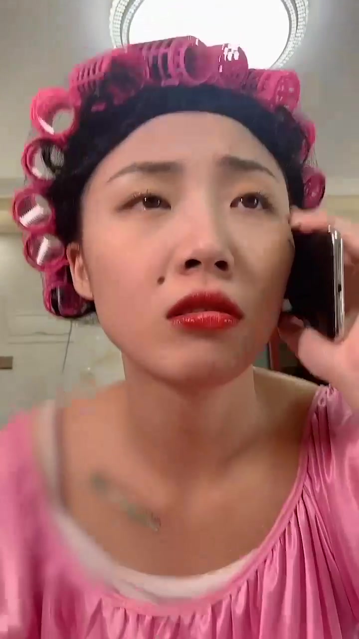 包租婆竟然被当街嘲讽评论区解锁变美神器新氧魔镜