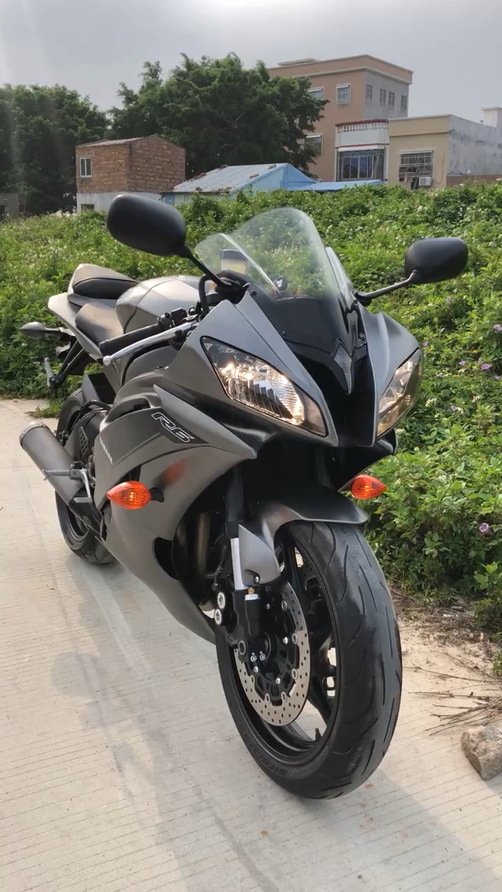 战斗灰r6