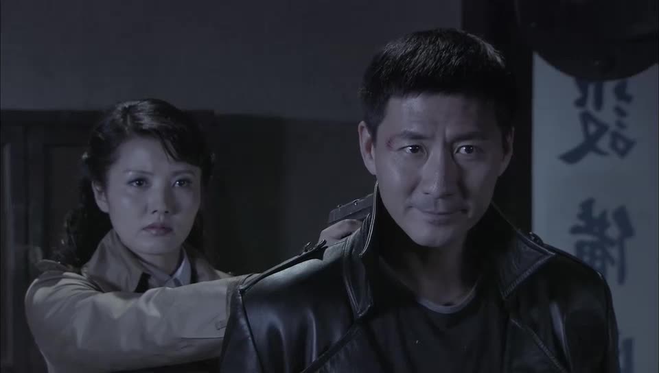 飞虎神鹰:敌人以为燕双鹰傻,燕双鹰笑他们看不穿,都在掌握中