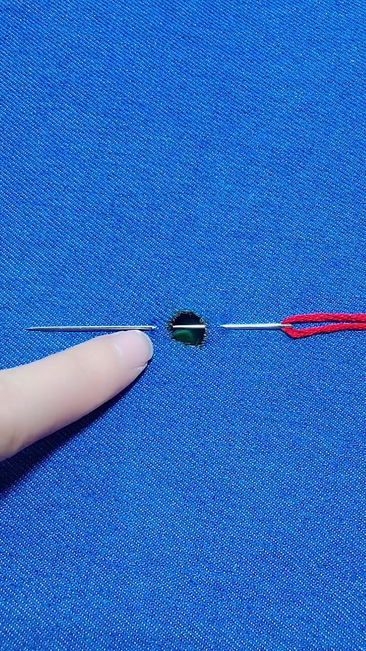点进来.慢动作教你补洞针法