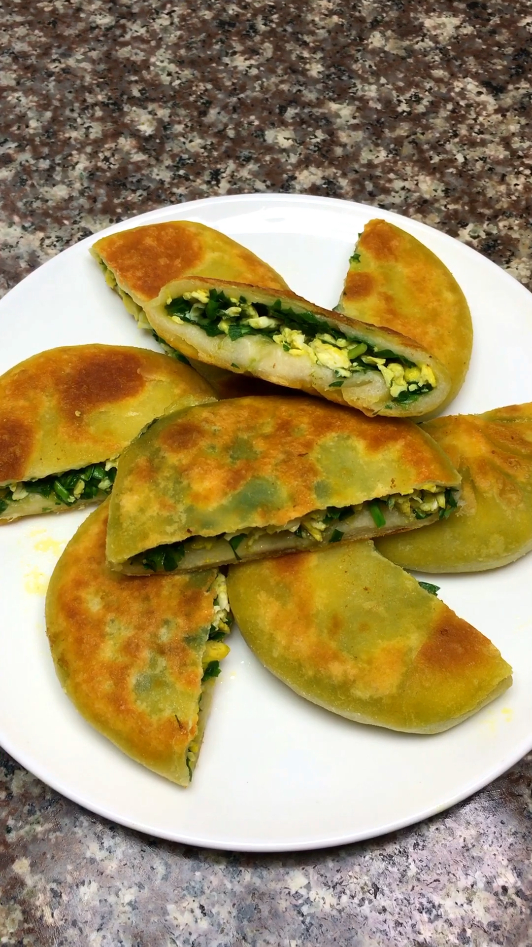 食神大pk#韭菜鸡蛋饼