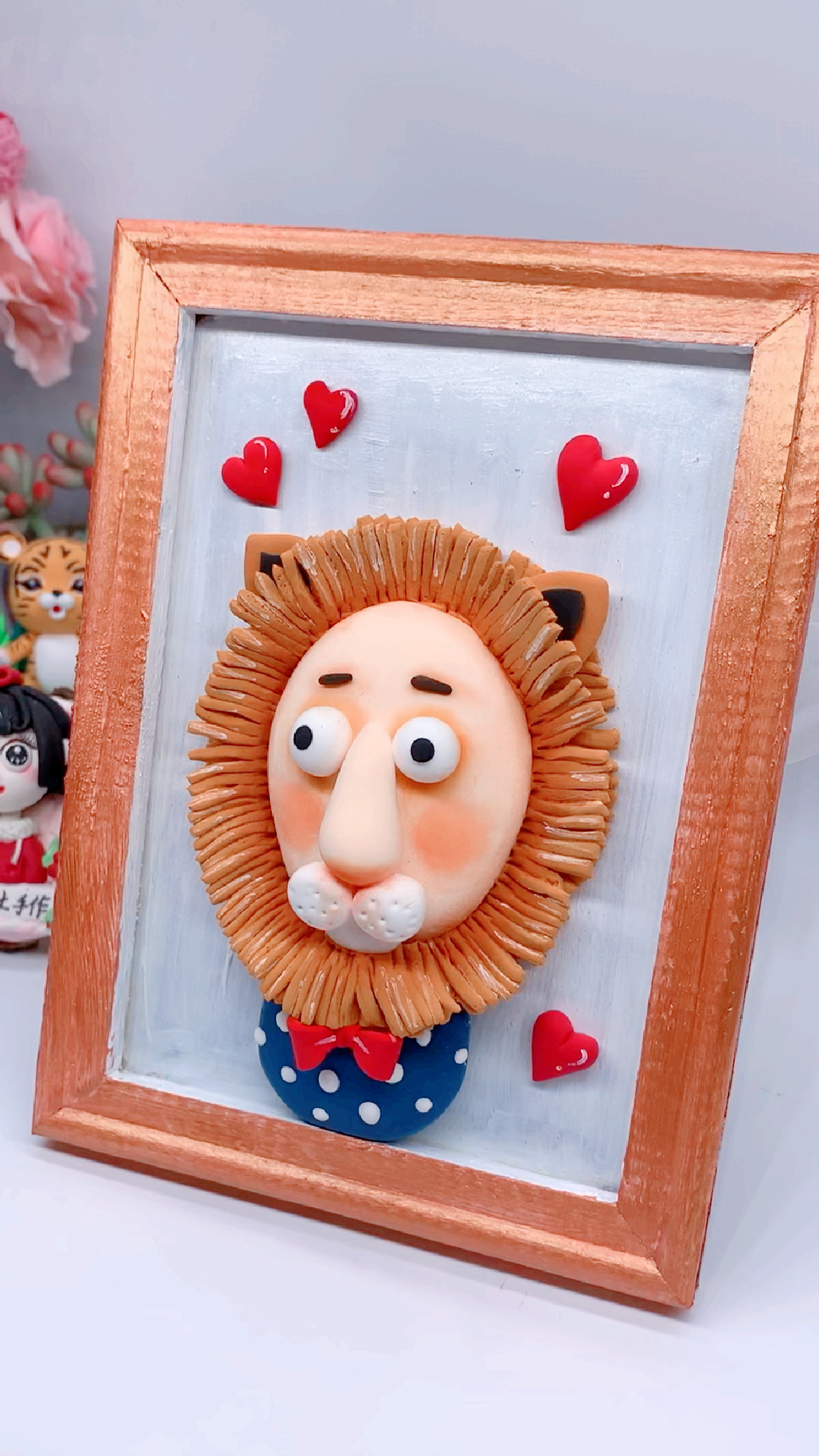 超轻粘土#戴上假发,狮子爷爷变年轻了,有木有?